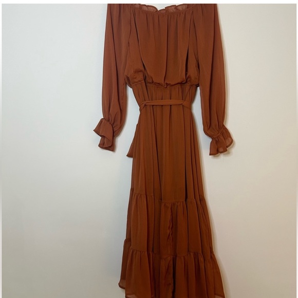 Brunt orange / pumpkin long sleeve tiered maxi dress size medium - Picture 3 of 10